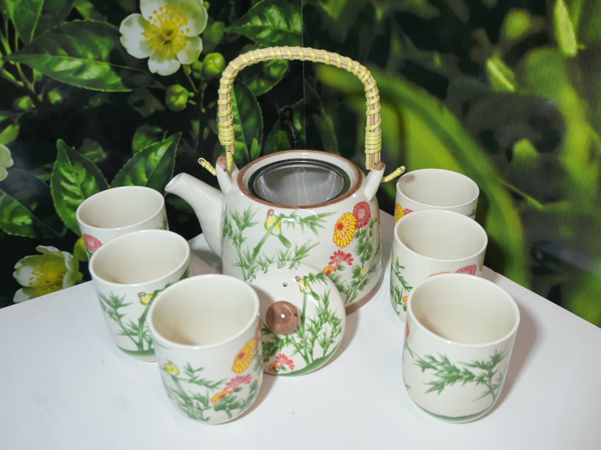 Tetera de cerámica de 1L con 6 pocillos e infusor